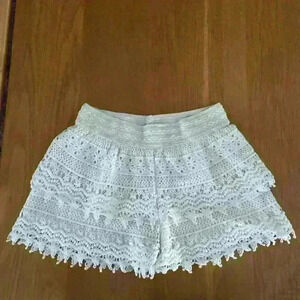 Limonata Lace Shorts